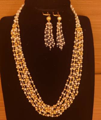 White necklace-sets 1