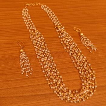 White necklace-sets 2