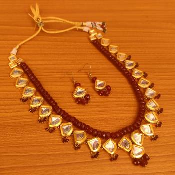 Red necklace-sets 1