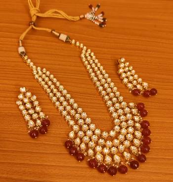 Red necklace-sets 1