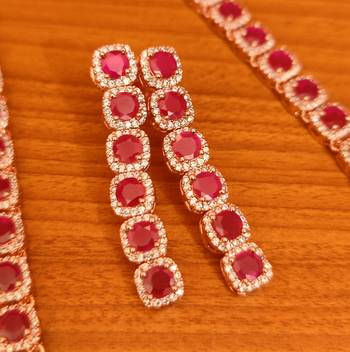 Red necklace-sets 2