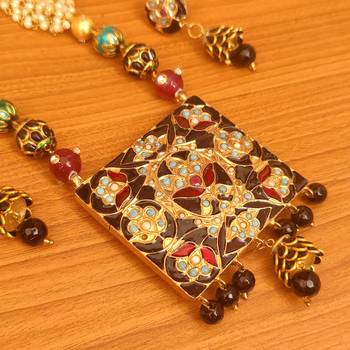 Multicolor necklace-sets 2