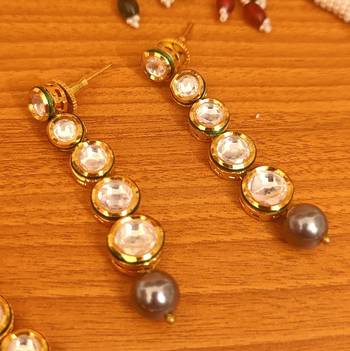 Grey necklace-sets 2