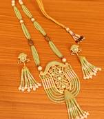 Green necklace-sets