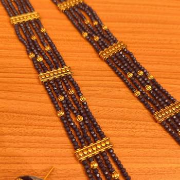 Blue necklace-sets 4