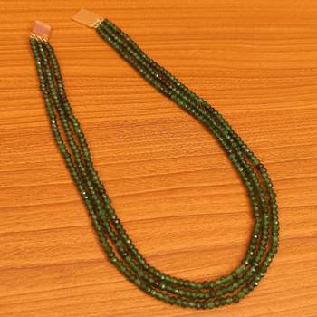 Green necklaces 1