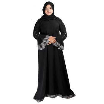 Black plain crepe abaya 1