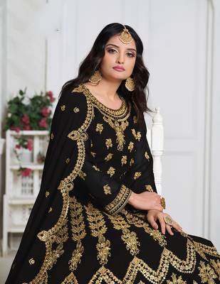 Black embroidered georgette salwar 3