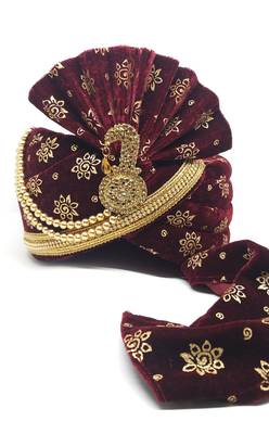 Wedding Wear Maroon Gold Print Turban 2