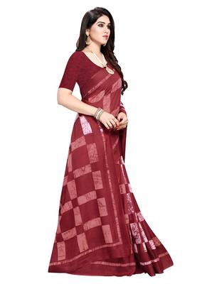 Maroon printed crepe saree with blouse 4