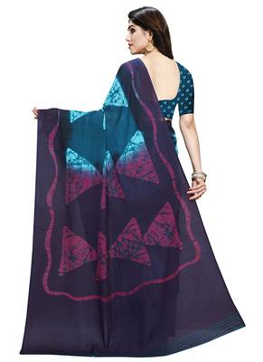 Blue printed crepe saree with blouse 5
