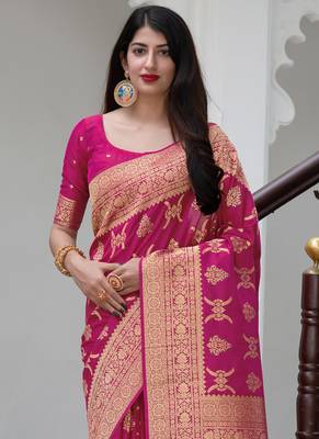 Rani pink woven banarasi silk saree with blouse 2