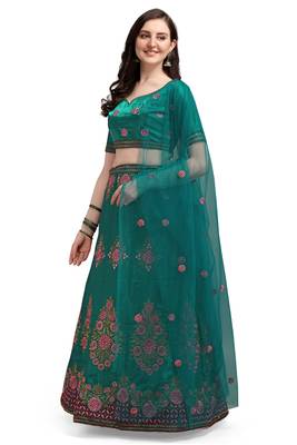 Green embroidered silk semi stitched lehenga 2