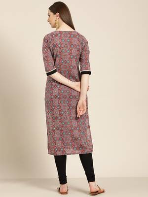 Maroon embroidered cotton ethnic-kurtis 4