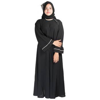 Black plain crepe abaya 1