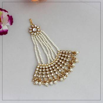 White maang-tikka 1