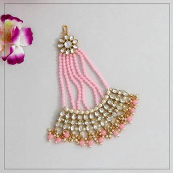 Pink maang-tikka 1