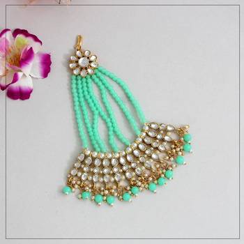 Green maang-tikka 1