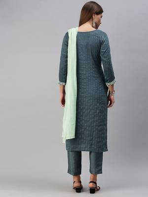 Women Grey Embroidered Yoke Patternt Kurta Set With Dupatta 3