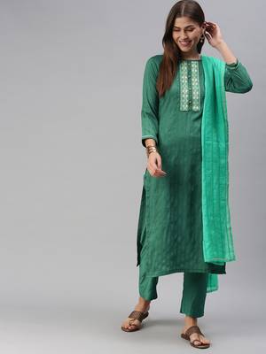 Women Firozi Embroidered & Sequence Kurta Set With Dupatta 2