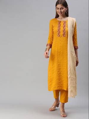 Women Yellow Embroidered & Sequence Kurta Set With Dupatta 2