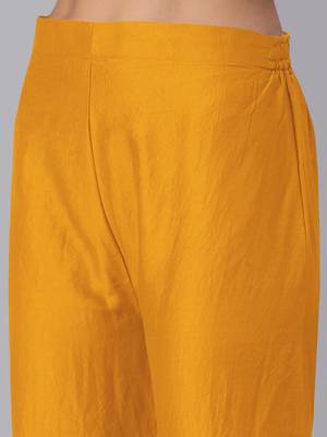 Women Yellow Embroidered & Sequence Kurta Set With Dupatta 5