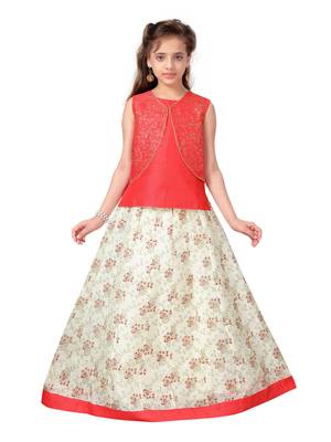 Cream self design cotton stitched lehenga 5
