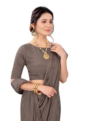 Grey embroidered crepe saree with blouse 2
