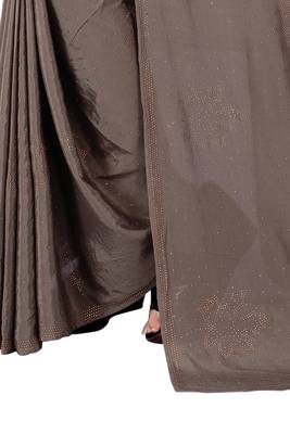 Grey embroidered crepe saree with blouse 3