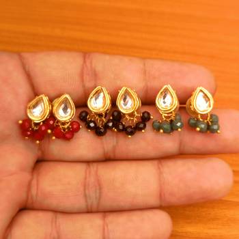 Multicolor studs 1