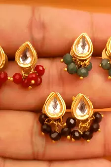 Multicolor studs