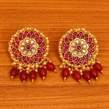 Red earrings 1