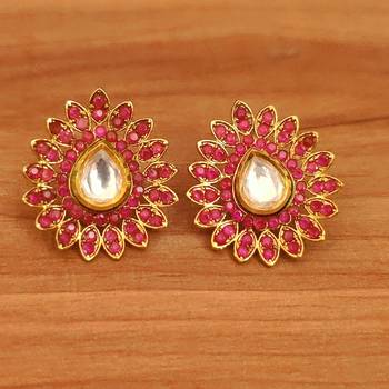 Red studs 1