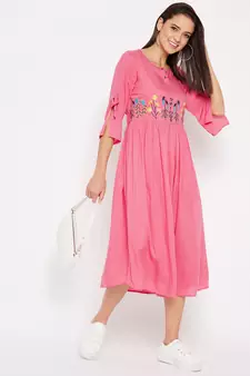 Pink embroidered rayon short-dresses