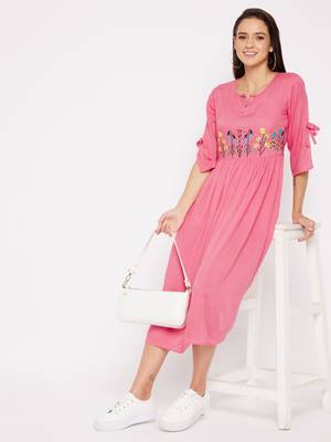 Pink embroidered rayon short-dresses 3