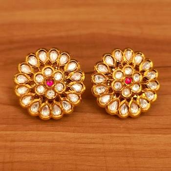 Red studs 1
