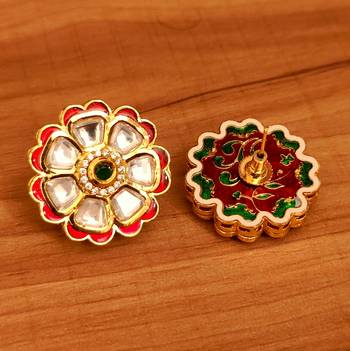 Multicolor studs 2