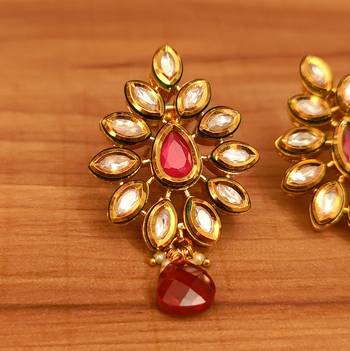 Red earrings 2