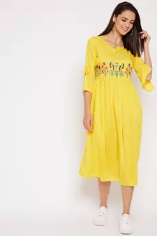 Yellow embroidered rayon short-dresses