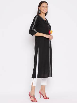 Black plain rayon kurtas-and-kurtis 4