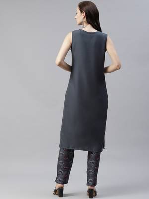 Grey printed rayon kurtas-and-kurtis 3
