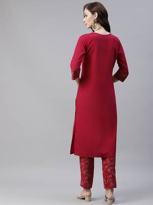 Pink printed crepe kurtas-and-kurtis 3