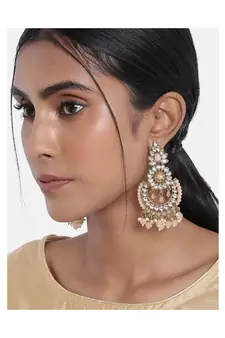 Traditional Handcrafted Earrings With Maang Tikka Encased with Faux Kundan & Pearl for Girls 