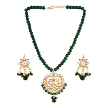 Kundan Pearl Studded & Beaded Mala Necklace Jewellery Set for   2