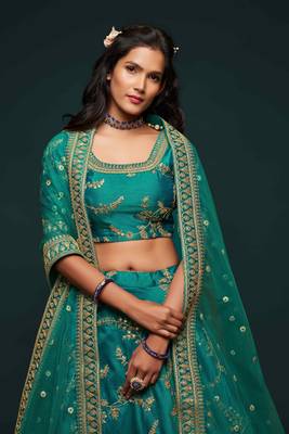 Elegance Green Dori And Sequins Embroidered Bridal Designer Lehenga Choli Set 3