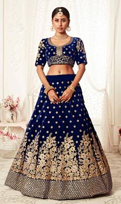 Navy-blue embroidered velvet semi stitched lehenga 6
