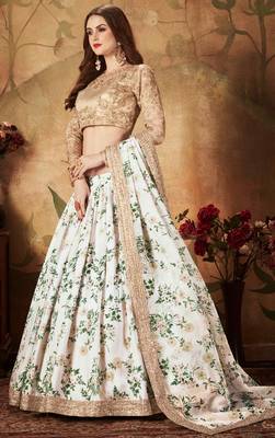 Off-white embroidered organza semi stitched lehenga 3