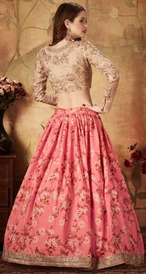 Pink embroidered organza semi stitched lehenga 2
