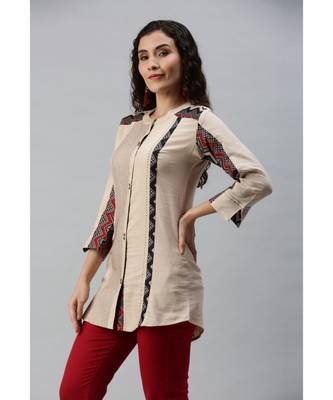 Women Beige Tunic with Embroidery and Print Detailing 2