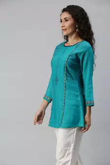 Women Green Tunic with Embroidery and Print Detailing